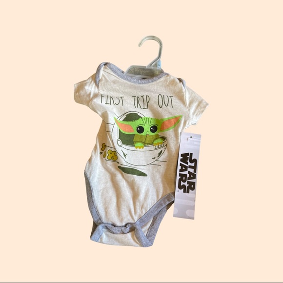 Baby yoda onesie Disney new with tags - Picture 1 of 2